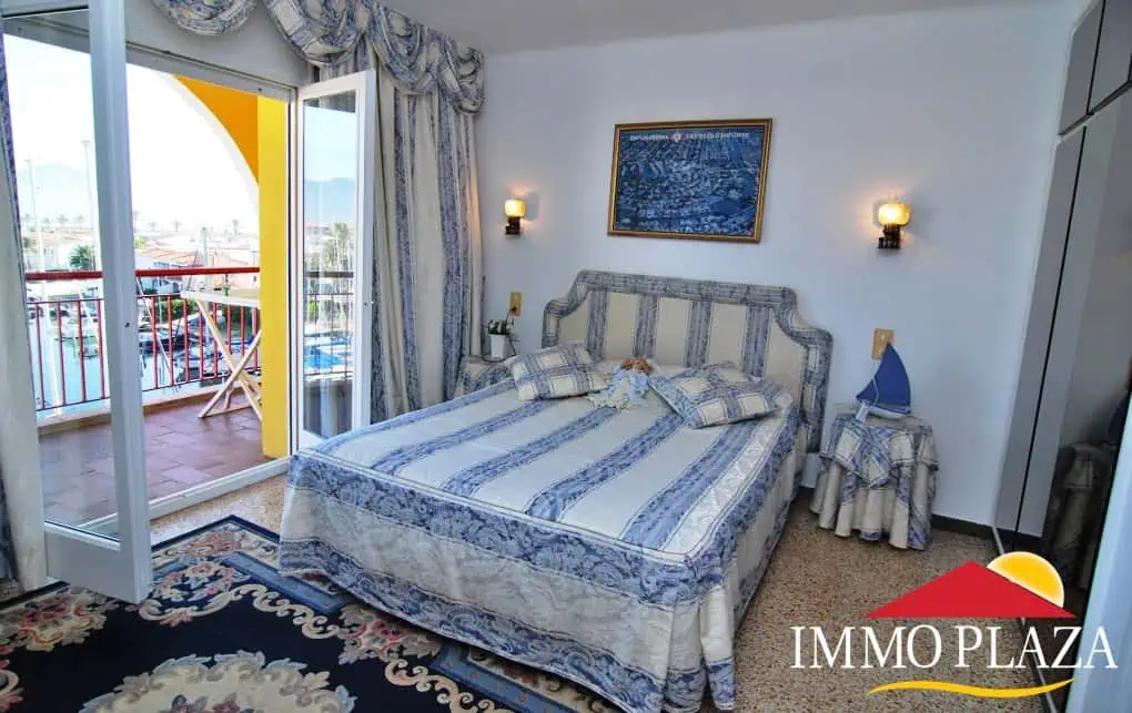 Beautiful bright and spacious apartment at only 2 minutes from the beach and center of the Marina of Empuriabrava – photo 6
