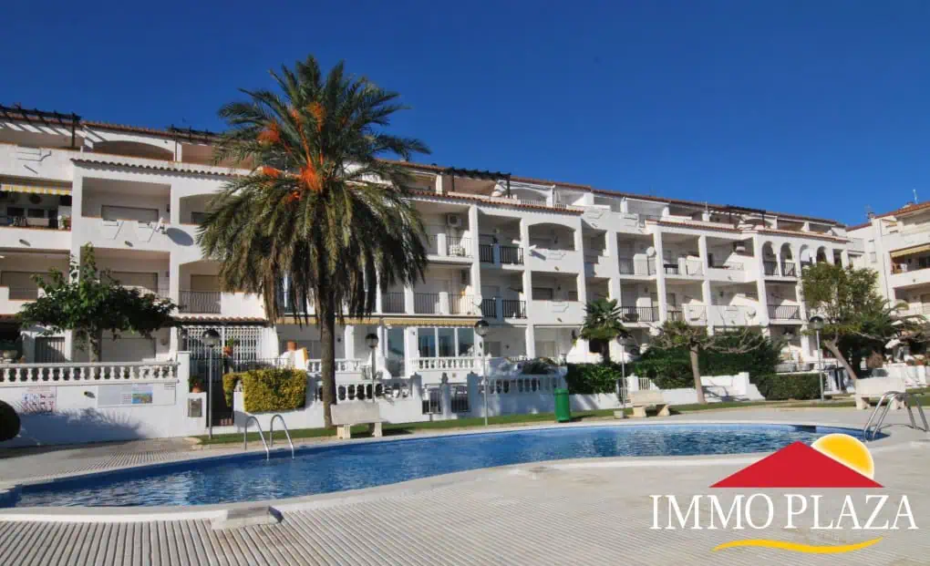 OFFER TO SEIZE: Spacious renovated apartment with 3 bedrooms, possibility of mooring in Lake Sant Maurici – Empuriabrava – photo 6