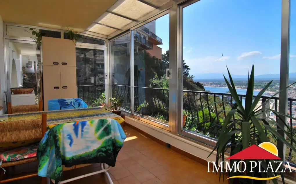 Spacious apartment with lovely views of the sea and the mountains, Roses – Spain – photo 6