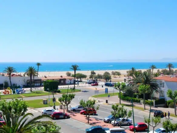 Pretty studio with a fantastic sea view close to the beach and the center of Empuriabrava – Costa Brava