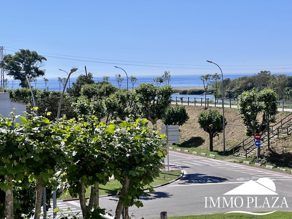 Sea and river view apartment (60m2) next to the beach, lovely south-facing terrace! Storage included – photo 18