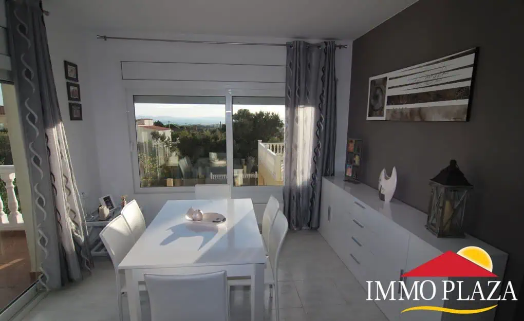 Pretty Villa in Mas Fumats with 4 bedrooms, pool and views over the Bay of Rosas-Catalonia – photo 4