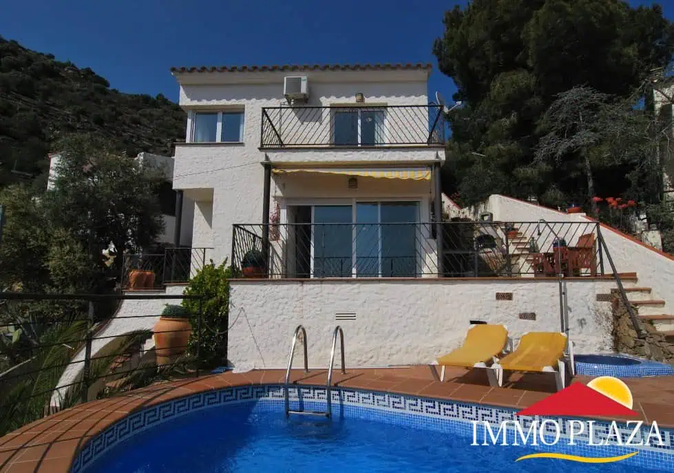RESERVED: Beautiful villa with pool and garage overlooking the creek of Canyelles Petites – Roses – Costa Brava North – photo 2