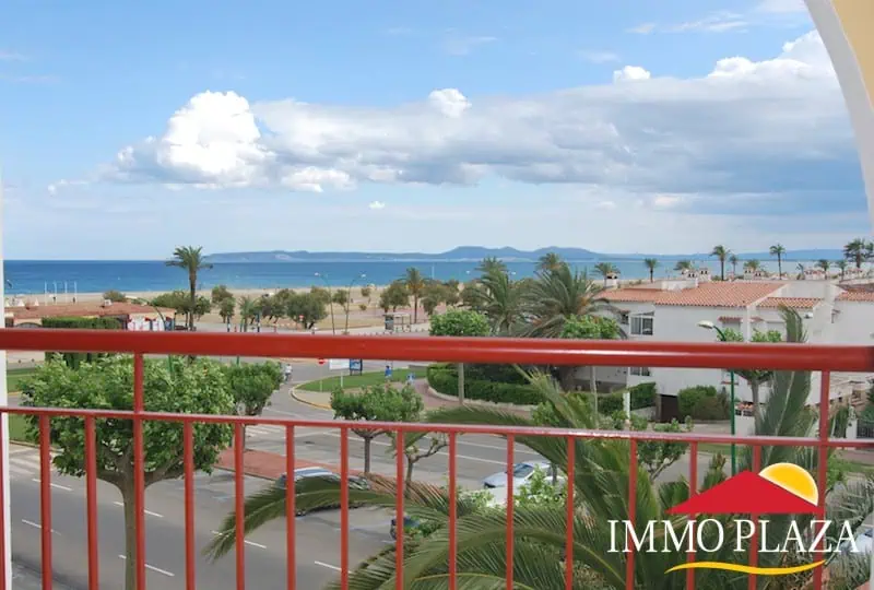 Duplex apartment with fantastic sea and canal views, in front of the beach and close to the center of Empuriabrava – Costa Brava – photo 15