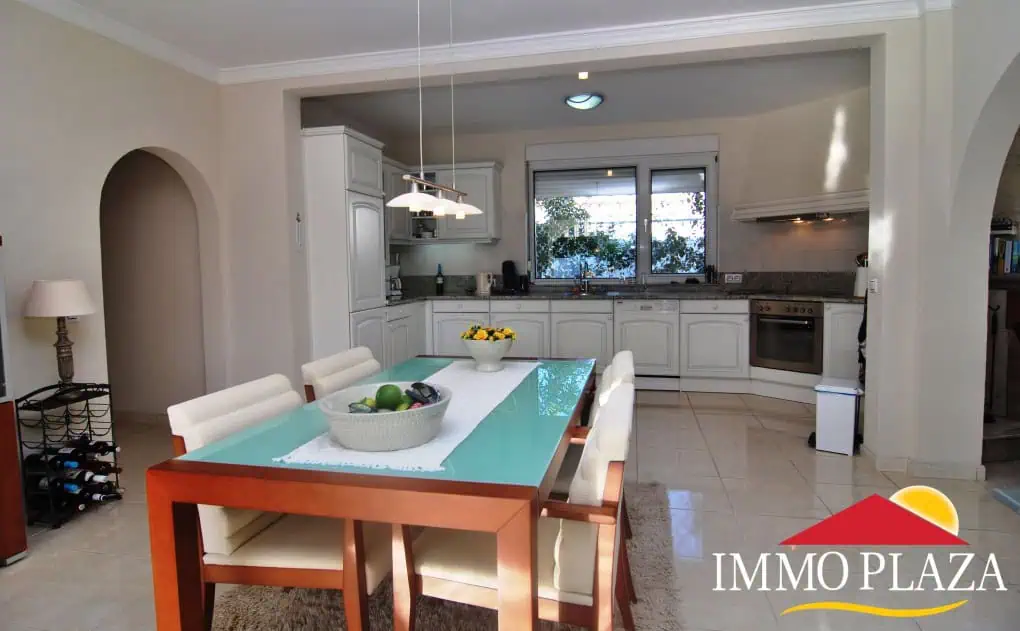 Beautiful all ground floor property near a port, south facing, located in Empuriabrava – Catalunya – photo 3