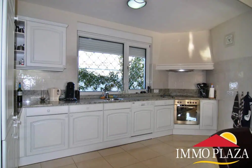 Beautiful all ground floor property near a port, south facing, located in Empuriabrava – Catalunya – photo 4