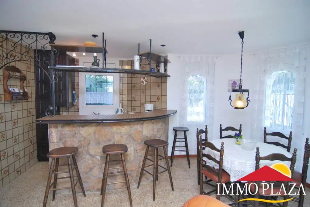 Cosy small Villa in a traditional Empuriabrava-style with a tower, ideal holiday home situated in the Bay of Rosas – photo 5