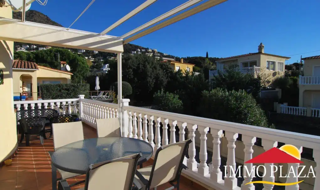 Pretty Villa in Mas Fumats with 4 bedrooms, pool and views over the Bay of Rosas-Catalonia – photo 5
