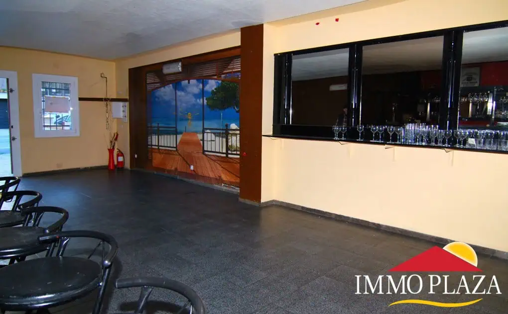 Leasehold with walls for sale: Restaurant – Bar in the center of Roses – Costa Brava North – photo 2