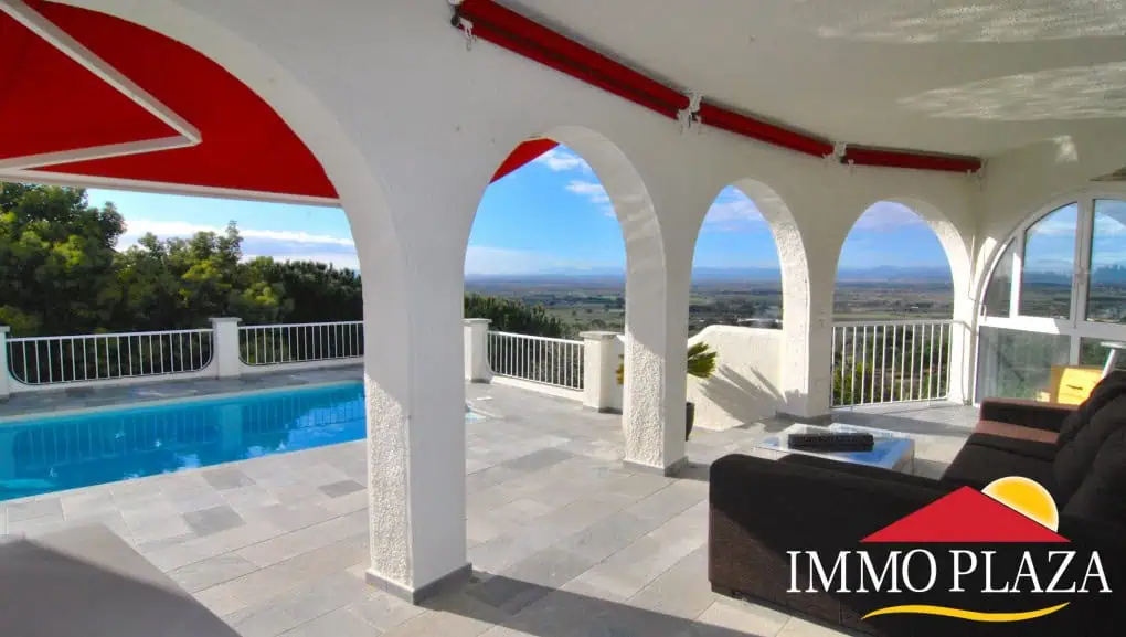 Stunning villa with 4 (5) bedrooms, swimming pool and panoramic views, Palau Saverdera – Costa Brava – photo 2