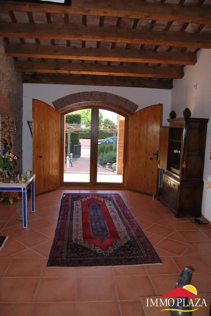 Spacious villa on a plot of 1.225m2 facing south, on the Golf Peralada – Costa Brava – photo 12