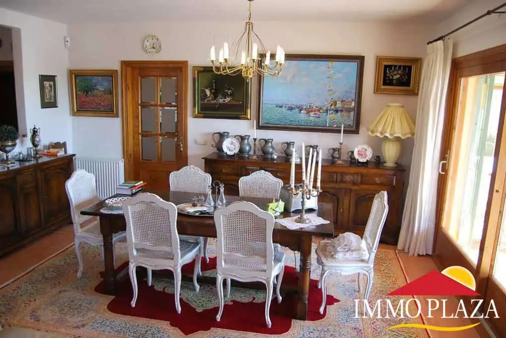 Spacious villa on a plot of 1.225m2 facing south, on the Golf Peralada – Costa Brava – photo 17