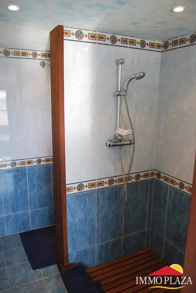 Spacious villa on a plot of 1.225m2 facing south, on the Golf Peralada – Costa Brava – photo 45
