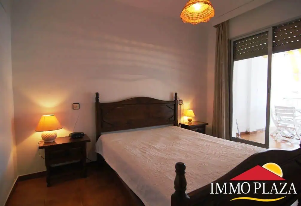 Beautiful holiday apartment close to the beach and center of Empuriabrava with south facing terrace – photo 6