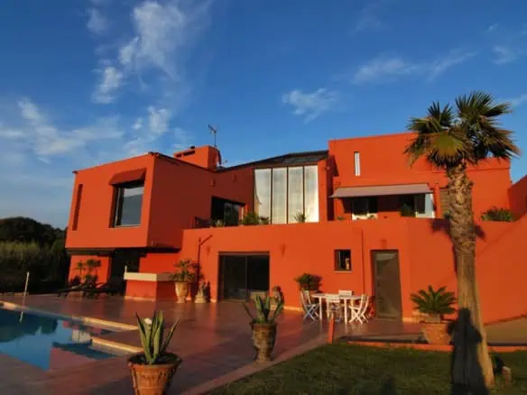 Contemporary architect house with impressive views of the gorges of Lez, Montpellier