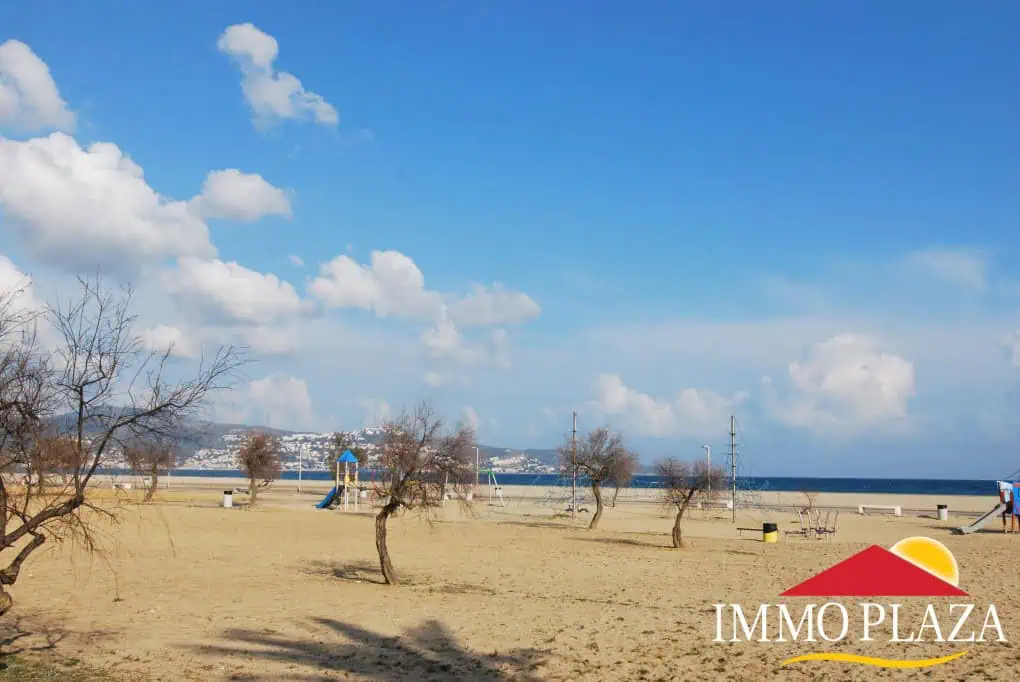 Fully renovated apartment in the city center, 2min walk from the beach of Empuriabrava – Costa Brava – photo 6