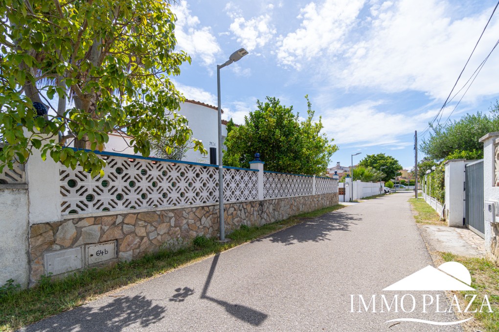 Villa Verano! Close to the town center, 3 bedrooms, swimming pool, summer kitchen, garage, quiet location ! – photo 11