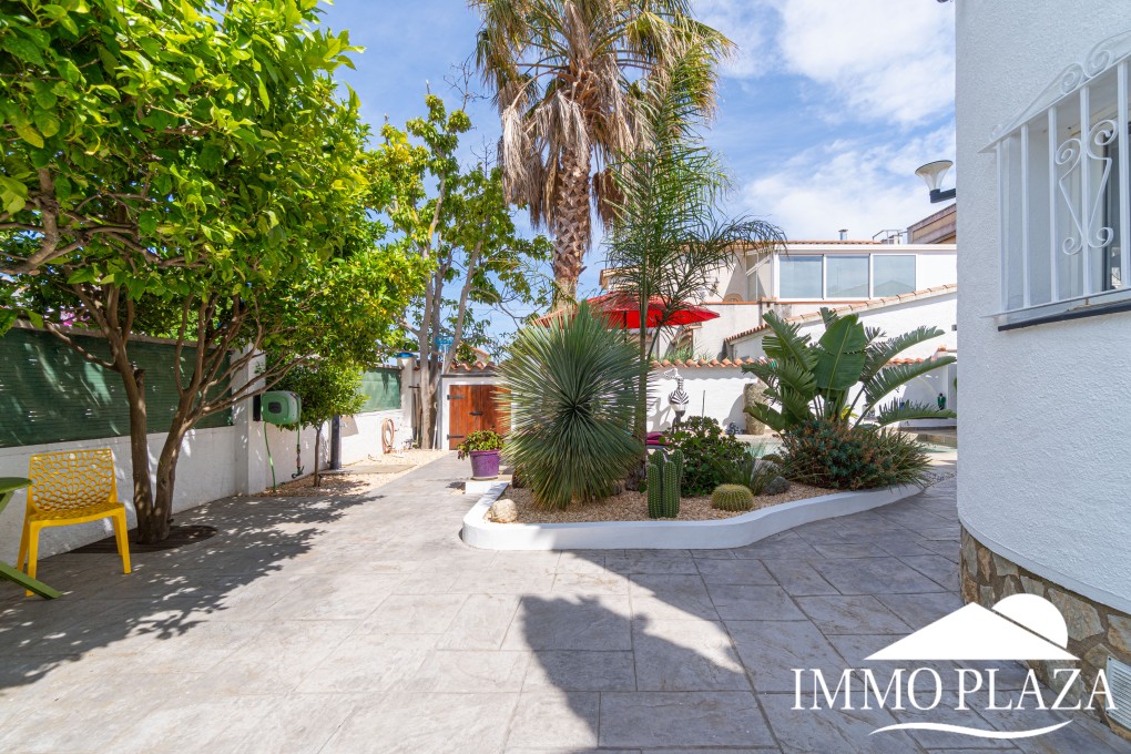 Villa Verano! Close to the town center, 3 bedrooms, swimming pool, summer kitchen, garage, quiet location ! – photo 15