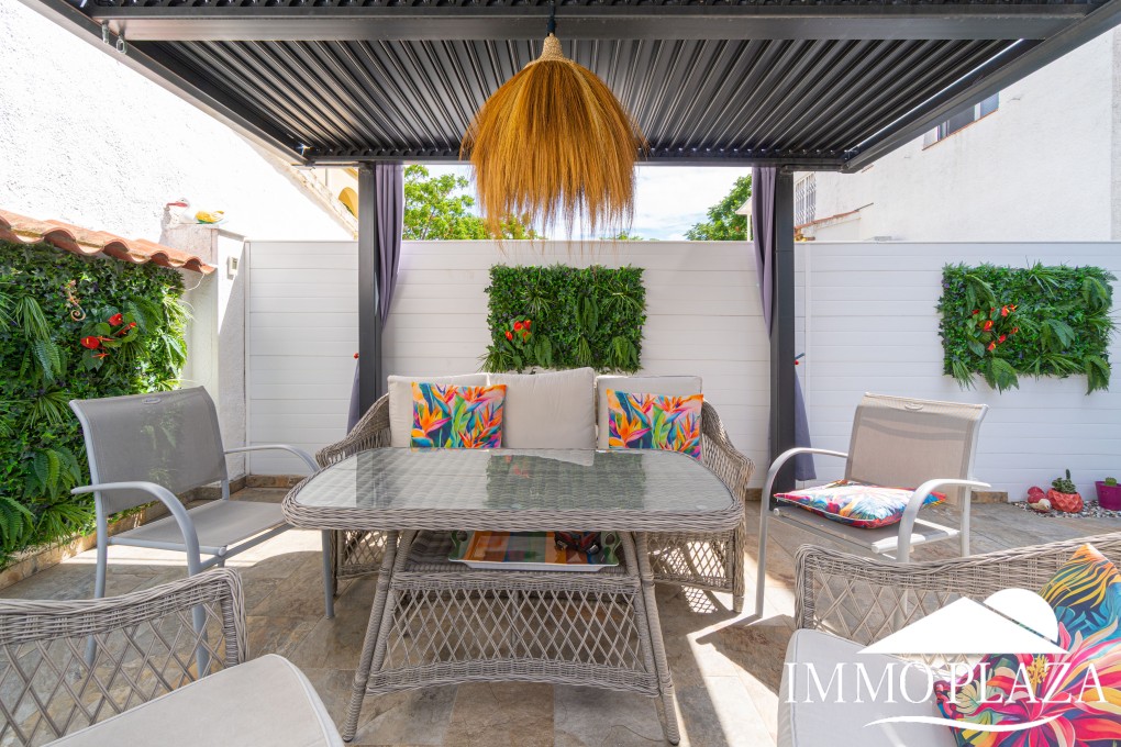 Villa Verano! Close to the town center, 3 bedrooms, swimming pool, summer kitchen, garage, quiet location ! – photo 18