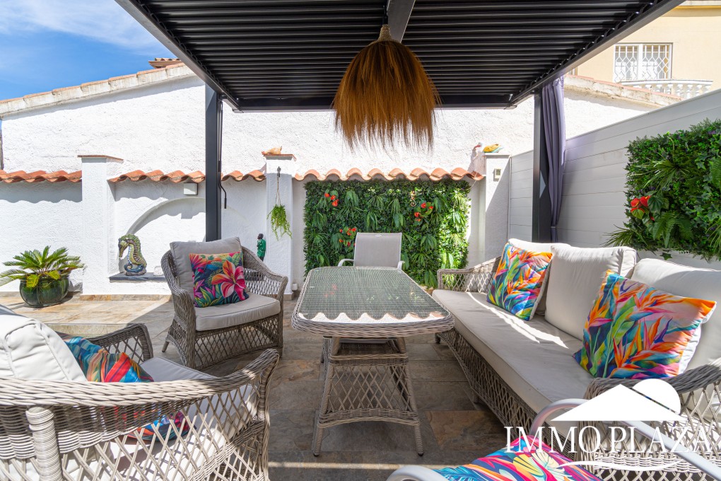 Villa Verano! Close to the town center, 3 bedrooms, swimming pool, summer kitchen, garage, quiet location ! – photo 44