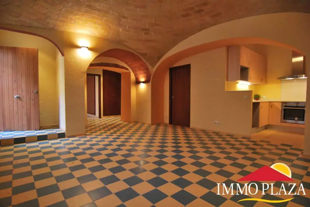 Nice renovated all ground floor apartment in the center of Garriguella-Costa Brava – photo 3