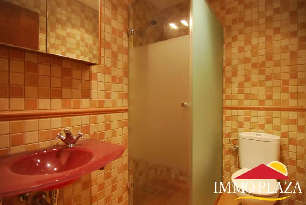 Nice renovated all ground floor apartment in the center of Garriguella-Costa Brava – photo 5
