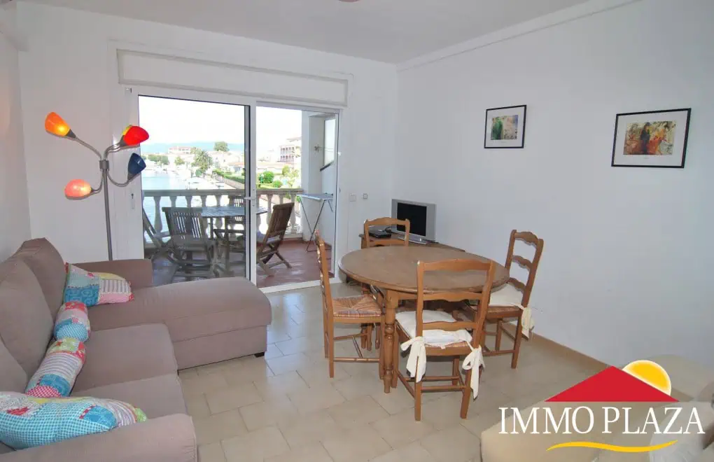 Nice apartment with a magnificent view of Lake San Maurici. Possible mooring, in the Marina of Empuriabrava – Catalonia – photo 4