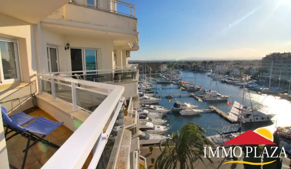 Bright studio with stunning views over the marina of Empuriabrava and the Mountains – Ampuria-brava – Costa Brava North – photo 5