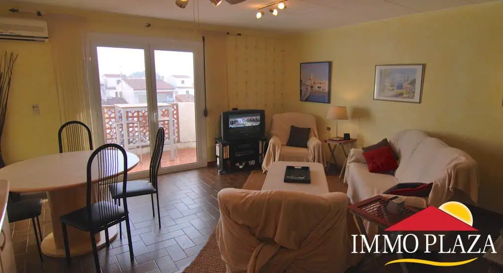 RESERVED – Spacious Penthouse in Porto Fino, canal views, close to the beach of Empuriabrava (communal parking) – photo 3