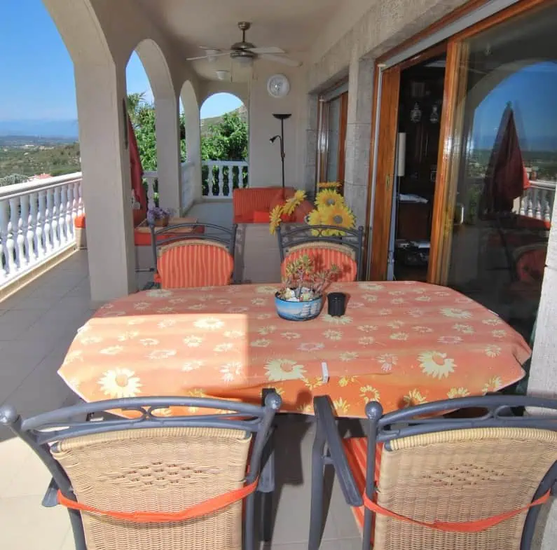 NICE VILLA 7 BEDROOMS, POOL, TENNIS, DOUBLE GARAGE, PLOT 2000M2 – PAU – COSTA BRAVA! – photo 18