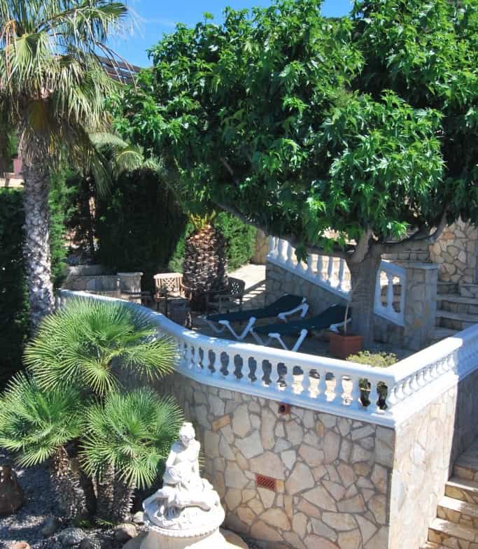NICE VILLA 7 BEDROOMS, POOL, TENNIS, DOUBLE GARAGE, PLOT 2000M2 – PAU – COSTA BRAVA! – photo 71