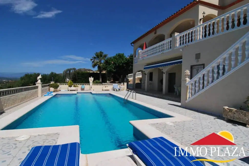 NICE VILLA 7 BEDROOMS, POOL, TENNIS, DOUBLE GARAGE, PLOT 2000M2 – PAU – COSTA BRAVA! – photo 60