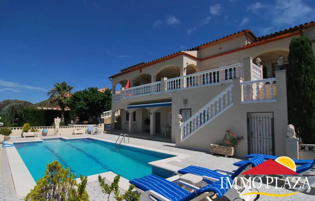 NICE VILLA 7 BEDROOMS, POOL, TENNIS, DOUBLE GARAGE, PLOT 2000M2 – PAU – COSTA BRAVA! – photo 78