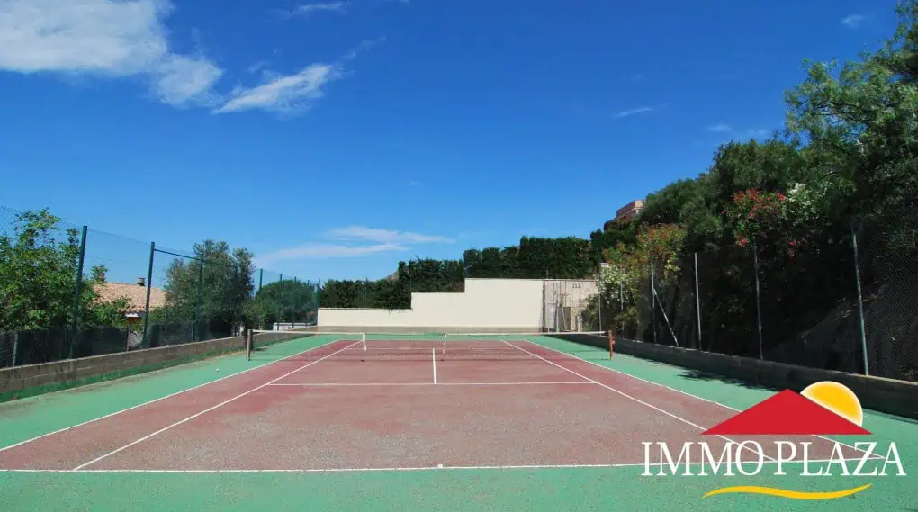 NICE VILLA 7 BEDROOMS, POOL, TENNIS, DOUBLE GARAGE, PLOT 2000M2 – PAU – COSTA BRAVA! – photo 2