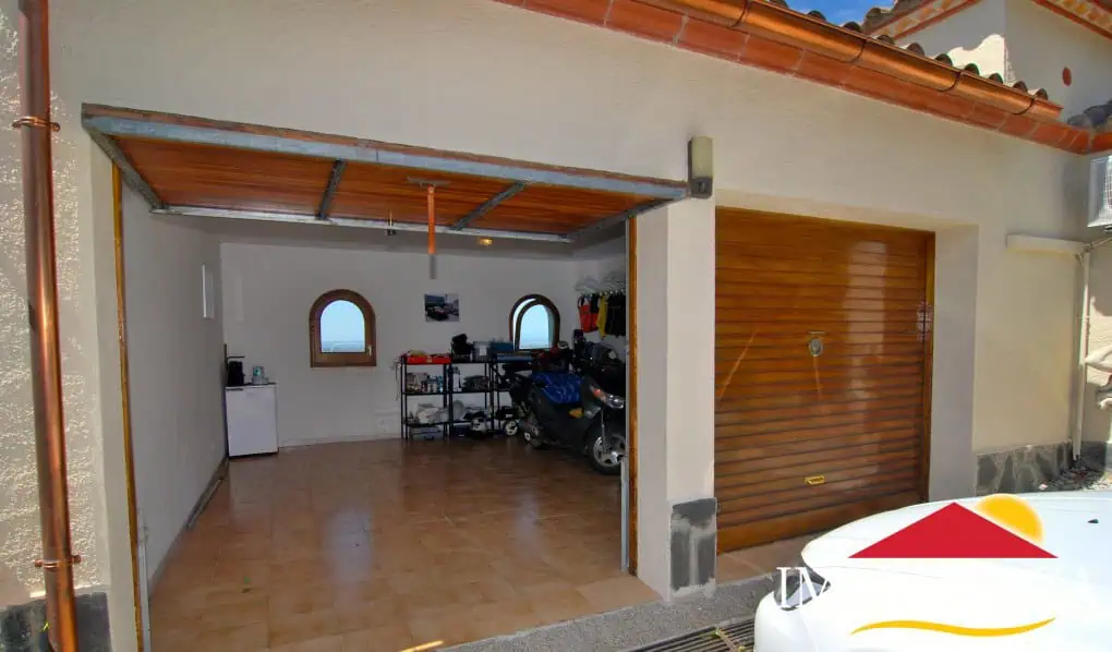 NICE VILLA 7 BEDROOMS, POOL, TENNIS, DOUBLE GARAGE, PLOT 2000M2 – PAU – COSTA BRAVA! – photo 68