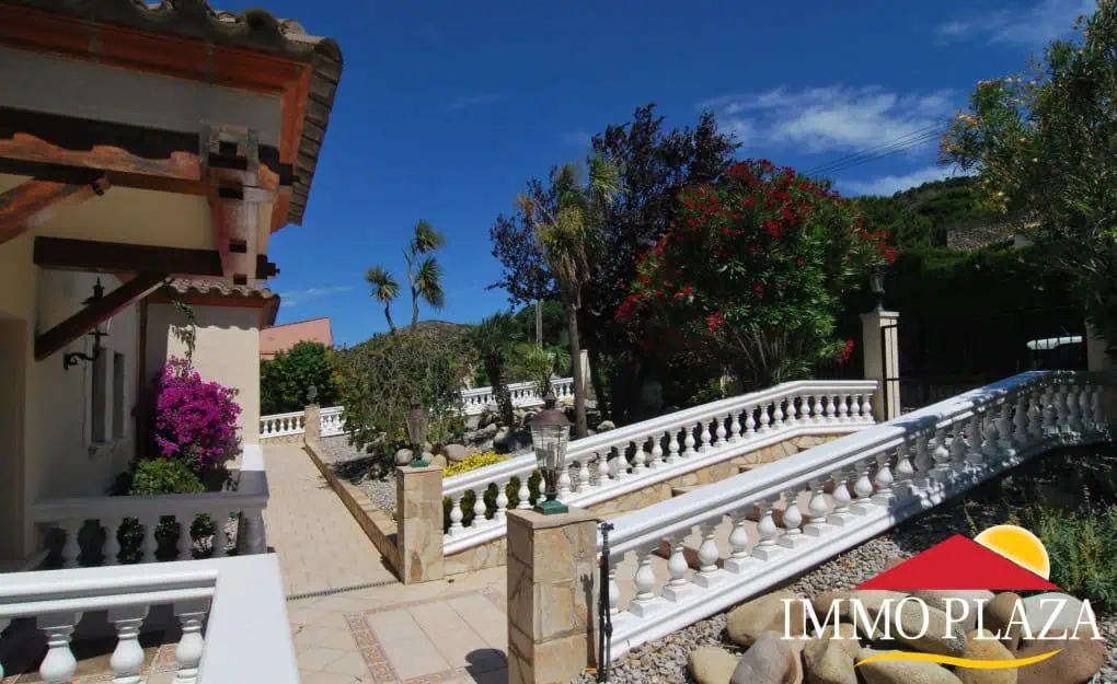 NICE VILLA 7 BEDROOMS, POOL, TENNIS, DOUBLE GARAGE, PLOT 2000M2 – PAU – COSTA BRAVA! – photo 70