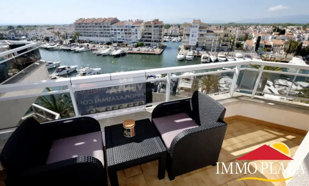 Bright studio with stunning views over the marina of Empuriabrava and the Mountains – Ampuria-brava – Costa Brava North – photo 4
