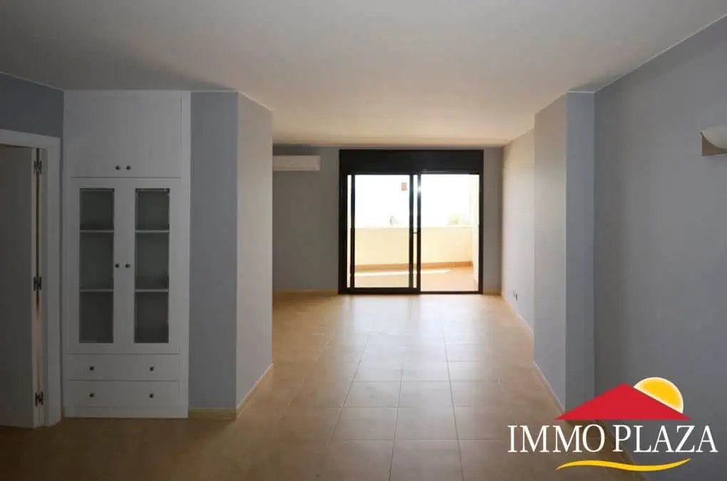 Brand new luxury apartment with two large terraces overlooking the sea and the bay of Rosas. South facing – photo 6