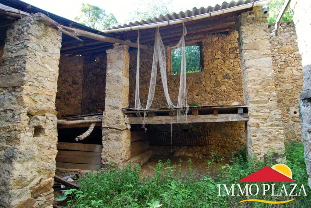 Peaceful idyllic farmhouse at the foot of the Pyrenees, including 6 hectares of land – Costabrava – Catalonia – photo 6