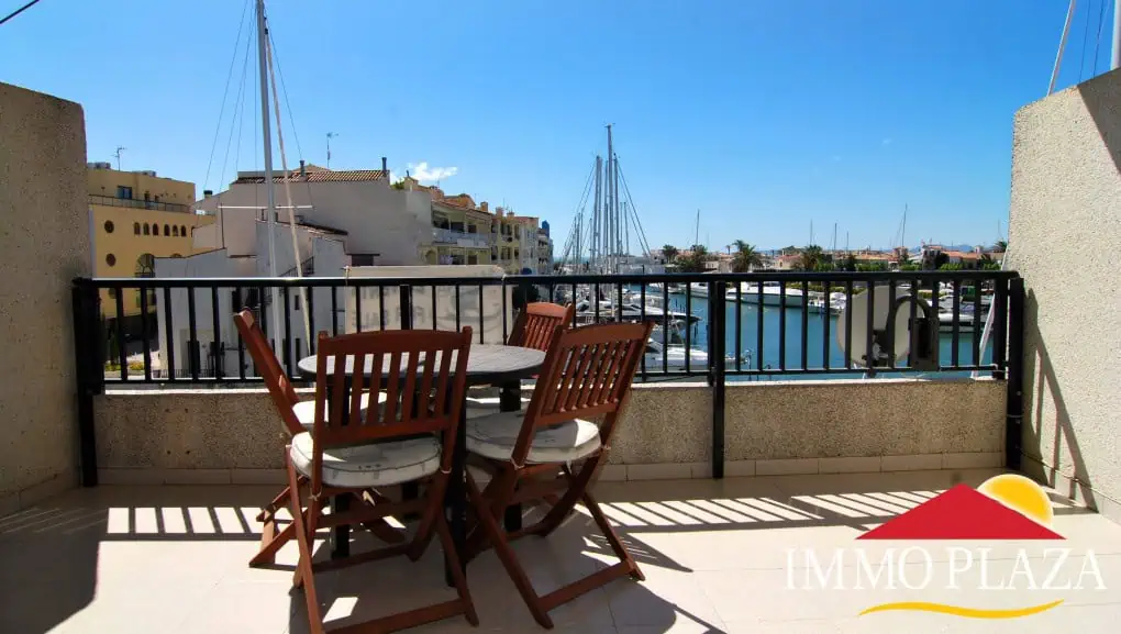RESERVED: Beautiful luxury apartment located in the Main Port in Empuriabrava – Costa Brava North (option: private parking and storage room) – photo 6