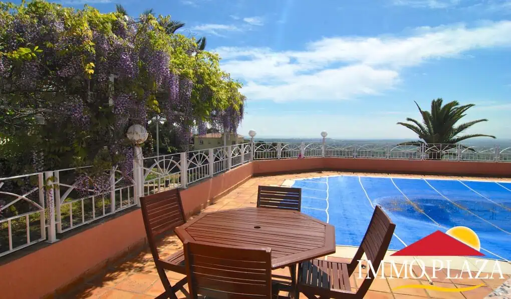 Lovely villa with guest house and stunning views over the Bay of Roses – Palau Saverdera – photo 4
