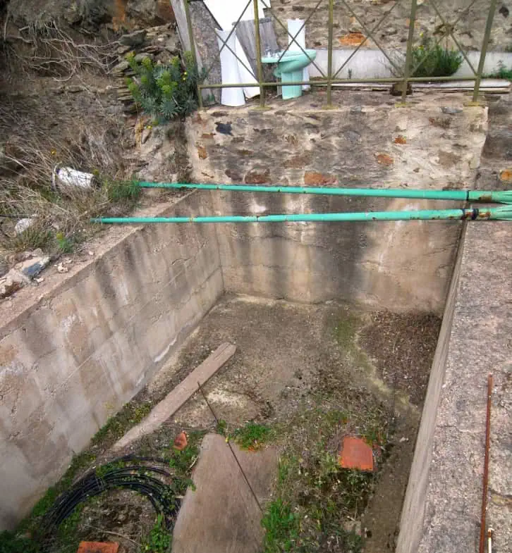 Country house with pool (project in progress) in « Els Villars » – Espolla – photo 15