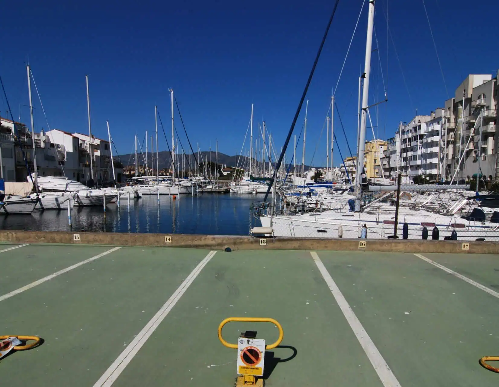 22052015161429_123 Private parking in the Port Grec – Marina Ampuriabrava – Costa Brava