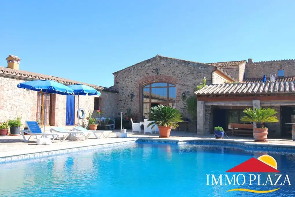 Exceptional masia with hotel license in Pedret y Marza in the Bay of Roses – Alt Emporda – photo 5