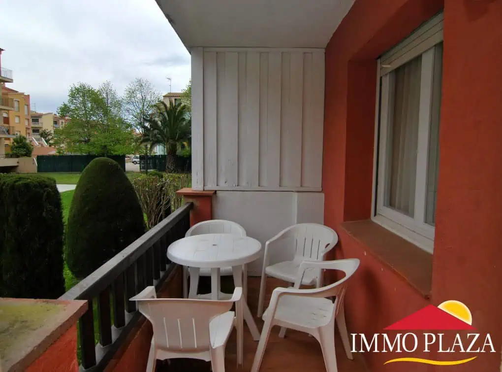 Apartment on the ground floor with several pools, 2 minutes from the beach of Empuriabrava – Costa Brava – photo 4
