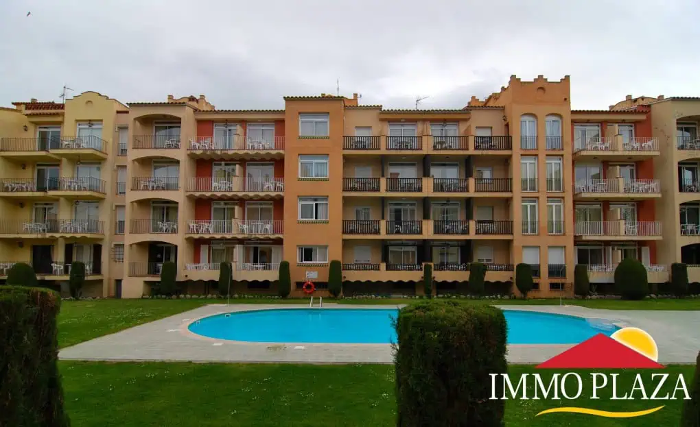 Apartment on the ground floor with several pools, 2 minutes from the beach of Empuriabrava – Costa Brava – photo 5