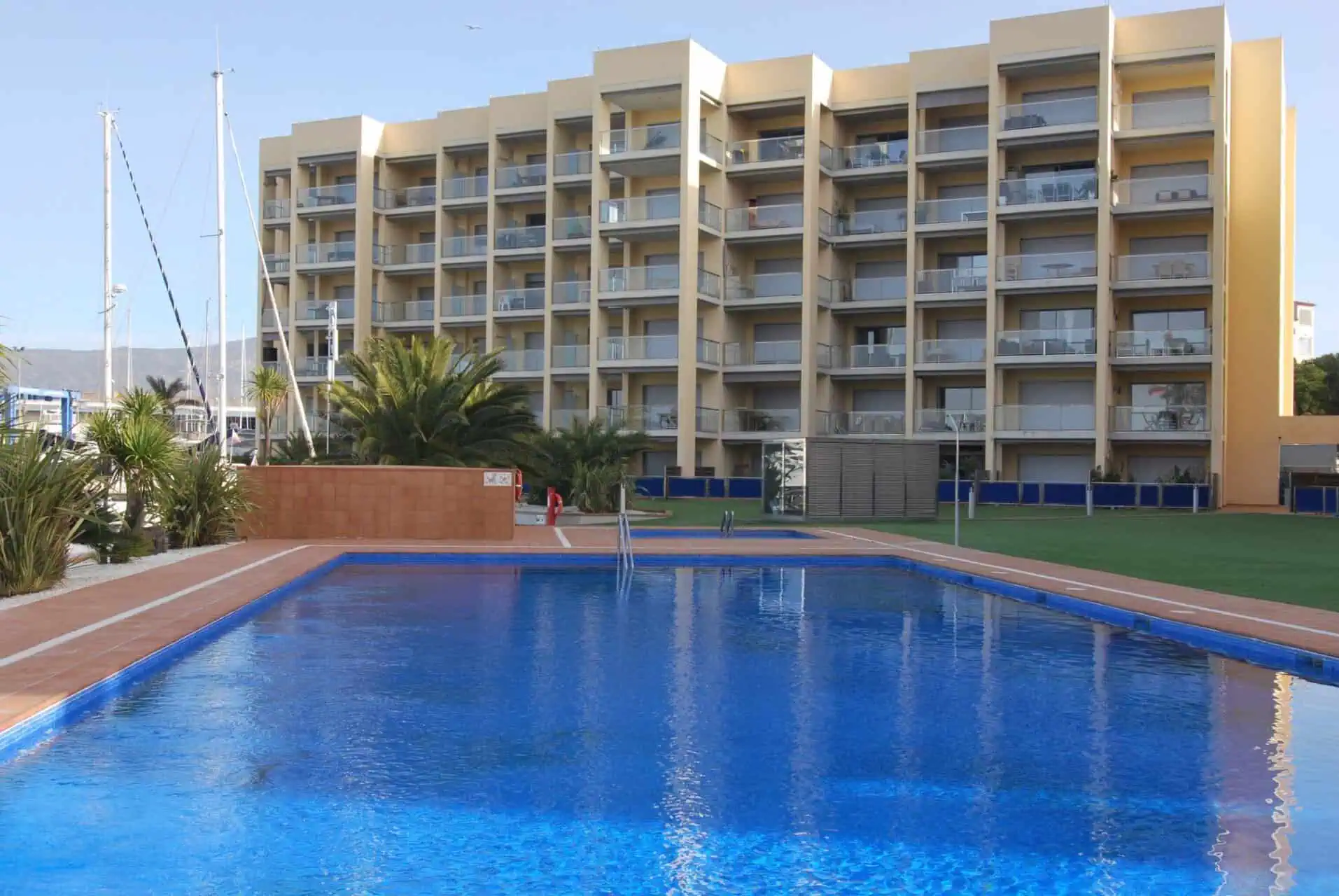 24022016105236_176 Modern apartment with 2 bedrooms and beautiful views of the Natural Park and the canal – Roses Bay – Catalonia