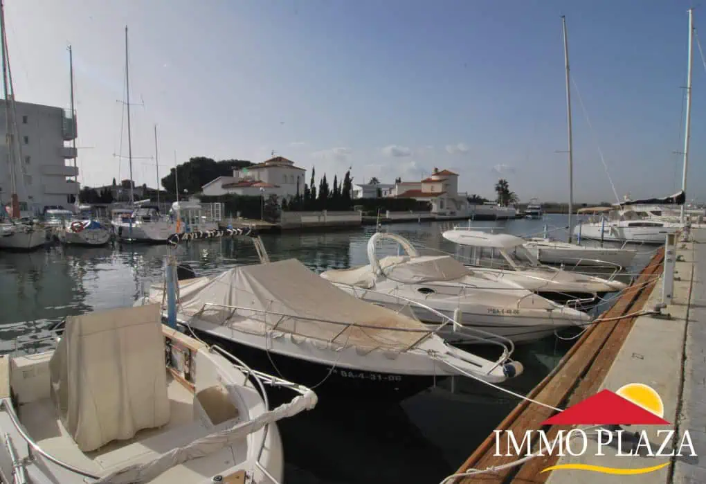 Modern apartment with 2 bedrooms and beautiful views of the Natural Park and the canal – Roses Bay – Catalonia – photo 6