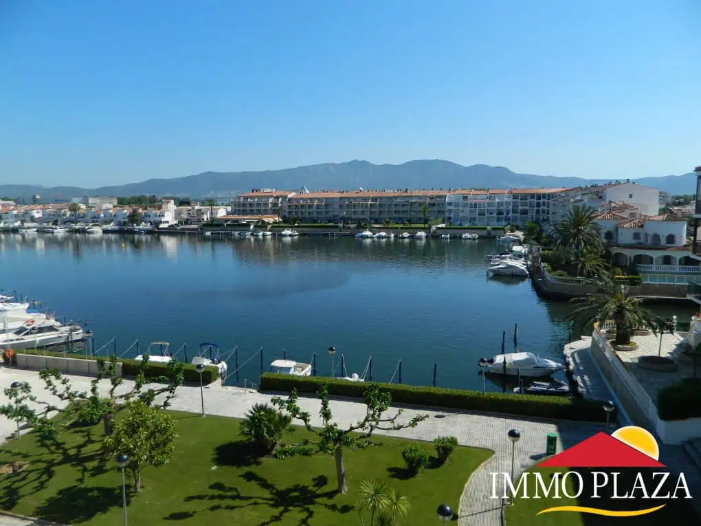 Empuriabrava Penthouse with large terrace, 2 swimming pools and poss. mooring (Optional Garage) – photo 4