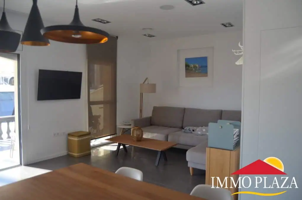 Duplex in a residence of high standing with 3 bedrooms and sailboat mooring of 20x5m – Empuriabrava – Costa Brava – photo 2